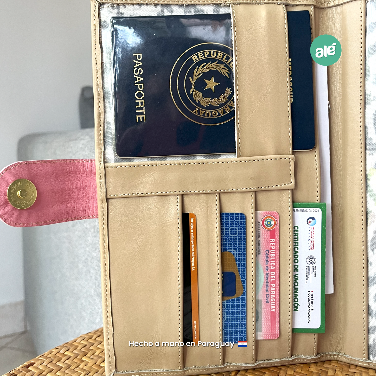 PORTA PASAPORTE MEDIANO